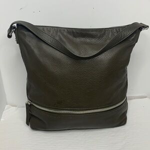 Margot Hobo in Forrest green with silver tone